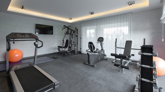 Are Universal Home Gyms Really Universal? 1