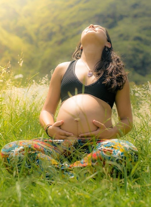 Yoga to Relieve Pregnancy Discomfort 3